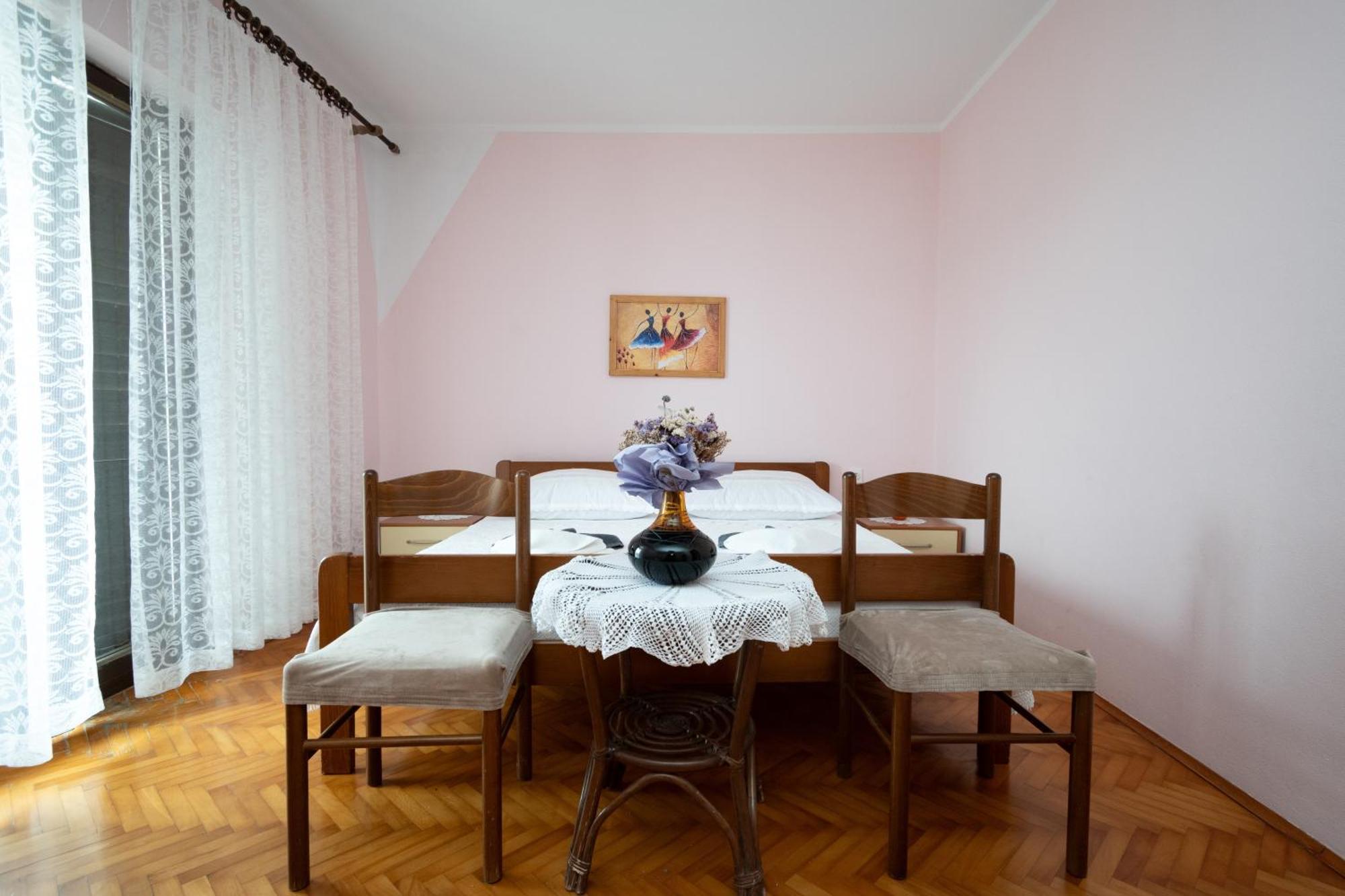 Double Room Zubovici 16063A Εξωτερικό φωτογραφία